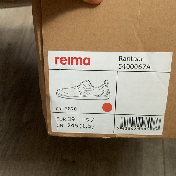 Kids Remia Rantaan Barefoot Sandals - Picture 9 of 9